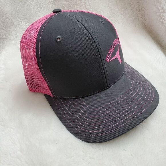 Ultra Fencing Longhorn Pink and Gray Truckers Cap. Snapback - Picture 7 of 9